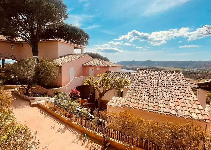 Tres Bel A Santa Giulia Lägenhet *